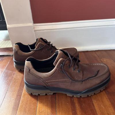 Ecco, Sketchers, New Balance and Other Men’s Shoes - Sizes 10-12 (B2-DZ)
