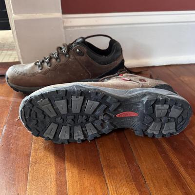Ecco, Sketchers, New Balance and Other Men’s Shoes - Sizes 10-12 (B2-DZ)
