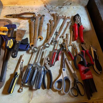 Husky Toolbox & Tools (BS2-MG)