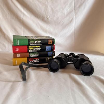 National Audubon Society Field Guides and TRAQ Binoculars (B3-DZ)