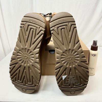 Lot A 107 NIB UGG Bailey Bow II Shimmer Chestnut Size 9