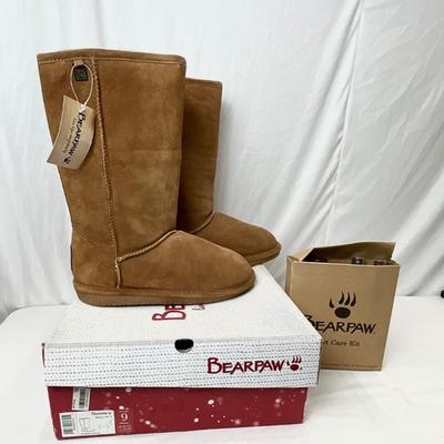 Lot A 111 NIB BEARPAW Blanca Tall II - Hickory Size 9
