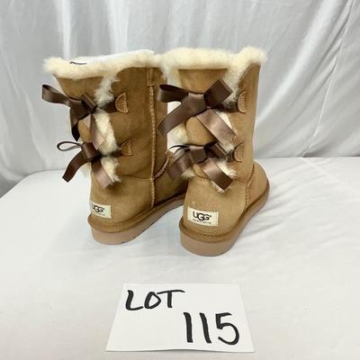 Lot A 115 New-No Box UGG Bailey Bow II - Chestnut Size 8