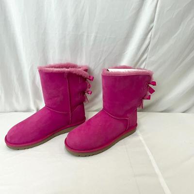 Lot A 117 New-No Box UGG Bailey Bow II - Pink Size 8