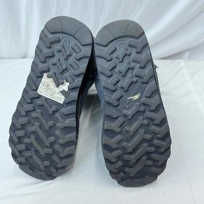 Lot A 120 Two Pair of BEARPAW Suede Boots Size 9