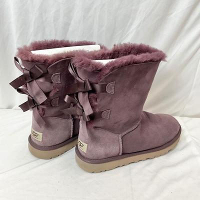 Lot A 124 UGG Bailey Bow II Short - Wine Size 7 (gently worn) & NEW Mukluks Slouch Sweater Boots