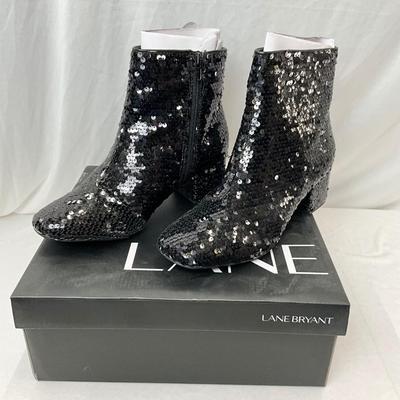 Lot G 125. NIB Lane Bryant Short Sequined Ankle Boots Size 8