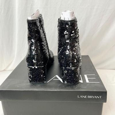 Lot G 125. NIB Lane Bryant Short Sequined Ankle Boots Size 8
