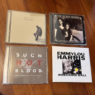 Eccentric CD Collection - Modest Mouse, Townes Van Zandt, etc… (UO-DZ)