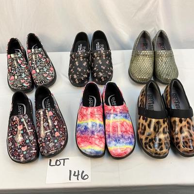 Lot B 146. Six Pair of Clogs, Variety of Brands - Size 6