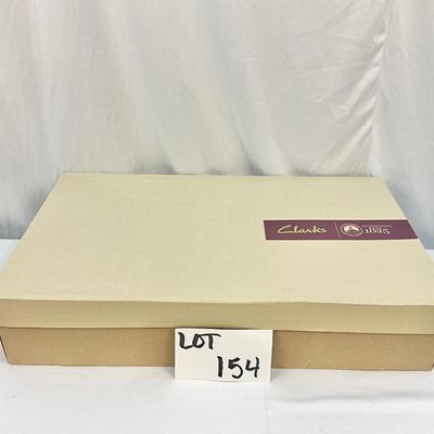 Lot C 154. NIB Clark’s Pita Arizona - Black Size 9