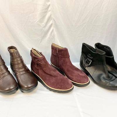 Lot C 156. Lot of Clark’s Ankle Boots Sizes 8-9
