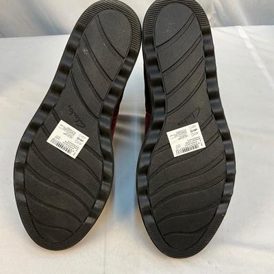 Lot C 156. Lot of Clark’s Ankle Boots Sizes 8-9