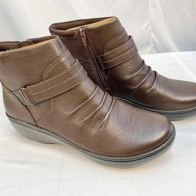 Lot C 156. Lot of Clark’s Ankle Boots Sizes 8-9
