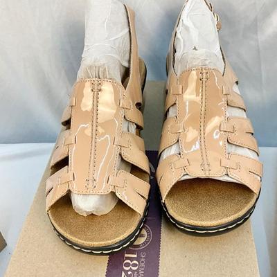Lot C 158 NIB Three Pair of Clark’s Ultimate Comfort Collection