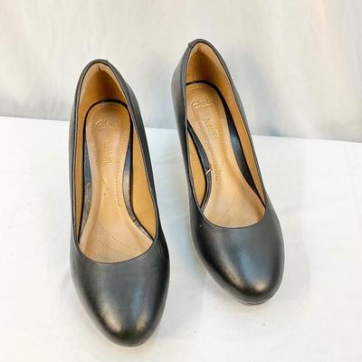 Lot C 159 Lot of Clark’s Collection Shoes NEW Size 8