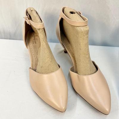 Lot C 159 Lot of Clark’s Collection Shoes NEW Size 8