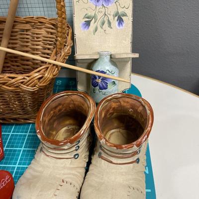 Wood flowers, shoes, cottage and more
