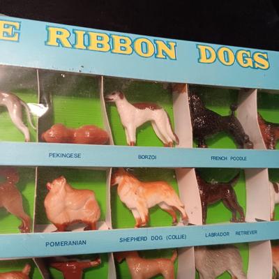 UNOPENED 24 BLUE RIBBON PLASTIC DOGS BY MARX