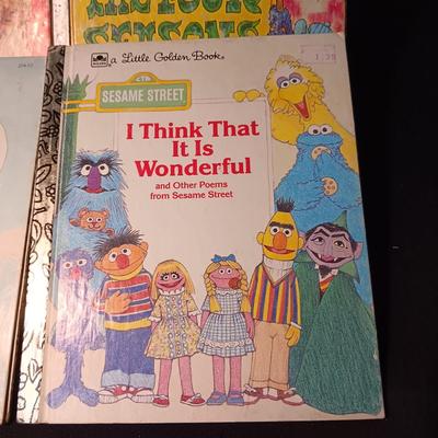 6 LITTLE GOLDEN BOOKS IN GOOD CONDITION