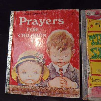 6 LITTLE GOLDEN BOOKS IN GOOD CONDITION