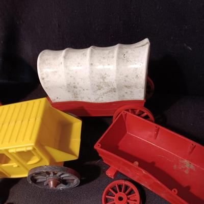 OLD TOY STAGECOACHES & COVERED WAGONS WITH DRIVERS