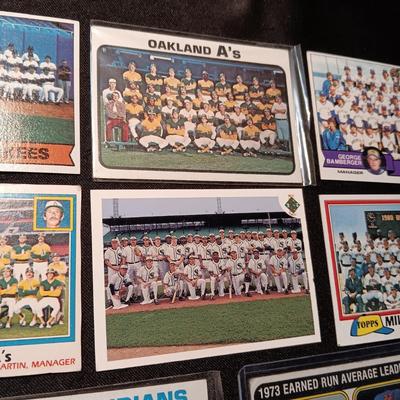 BASEBALL TEAMS TRADING CARDS