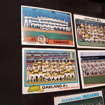 BASEBALL TEAMS TRADING CARDS