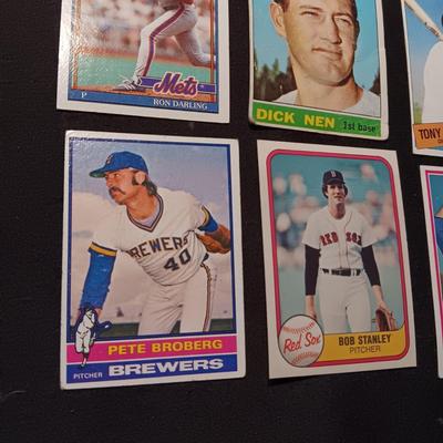 VINTAGE BASEBALL TRADING CARDS