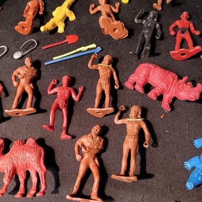 MARX JUNGLE PLAY SET