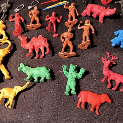 MARX JUNGLE PLAY SET