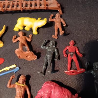 MARX JUNGLE PLAY SET