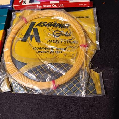 TENNIS RACQUET STRING