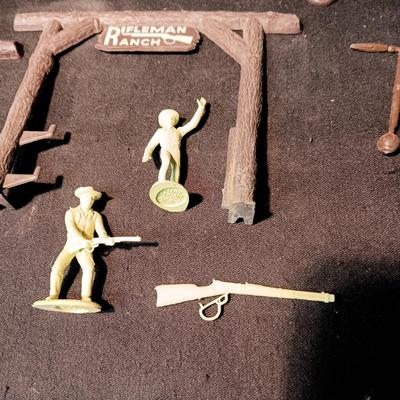 MARX TOY RIFLEMAN RANCH