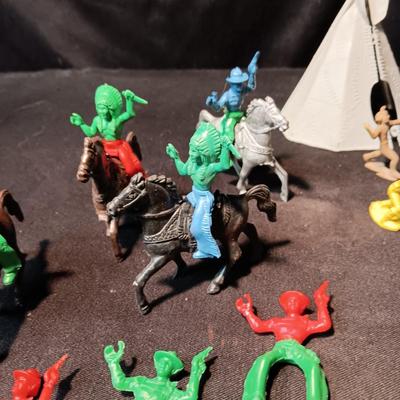 TOY COWBOYS, INDIANS AND A TEEPEE