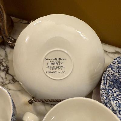 Tiffany & Co Johnson Brothers Liberty Set- 23 pieces