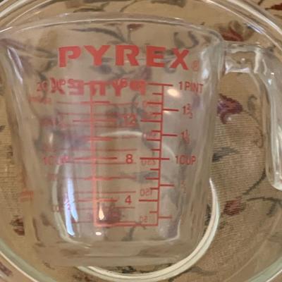 Pyrex Strainers Kitchen Lot