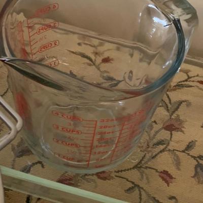 Pyrex Strainers Kitchen Lot