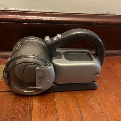 Black & Decker Cordless Vacuum & More Household Items (K-MG)