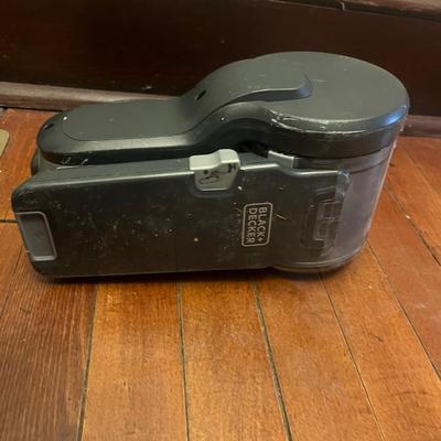 Black & Decker Cordless Vacuum & More Household Items (K-MG)