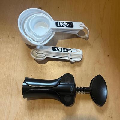Kitchen Utensils (K-MG)