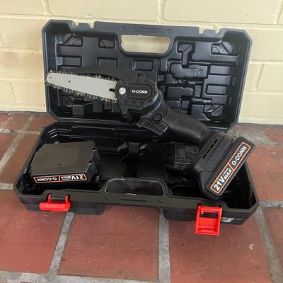 O-CONN Handheld Portable Mini Chainsaw with Safety Gear (SR-MG)
