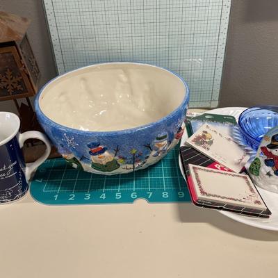 Large snowman bowl and other decor