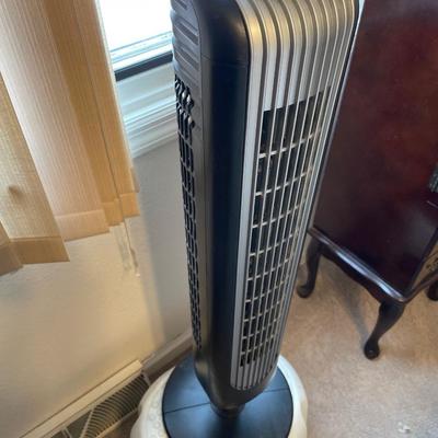 Holmes fan w/remote & stool