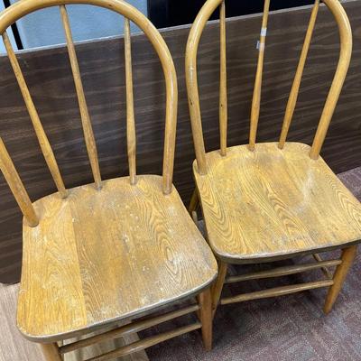 2 wood chairs without maker on bottom