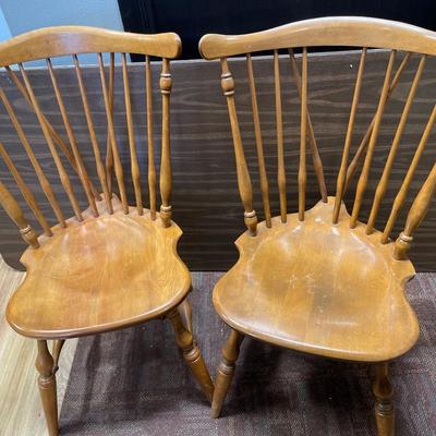Ethan Allen drop down table and 2 chairs