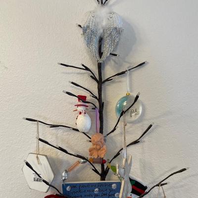 LED Wall Twig Tree