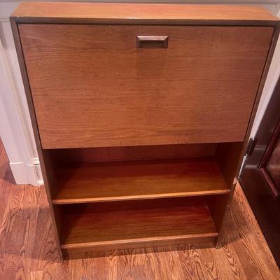 MCM Solid Wood Secretary Desk/Bookshelf (LR-MG)