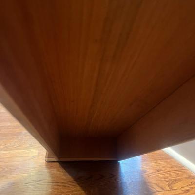 MCM Solid Wood Secretary Desk/Bookshelf (LR-MG)