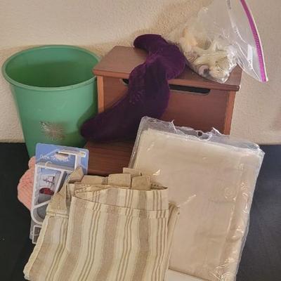 Stool, vintage wasre basket, plus